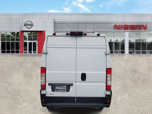 Used 2023 RAM ProMaster 2500 w/ Interior LED Lighting Group FWD image 3
