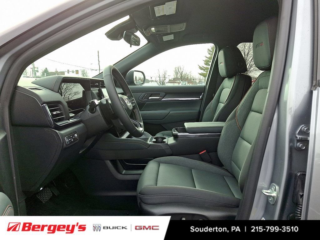 New 2026 GMC Terrain AT4 w/ LPO, Black Badging Package AWD/4WD image 10