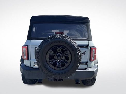 Used 2022 Ford Bronco Wildtrak image 4