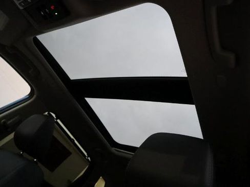 Certified 2023 Nissan Rogue Platinum w/ Platinum Premium Package image 21