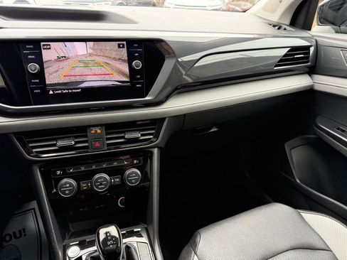 Used 2023 Volkswagen Taos SEL image 26