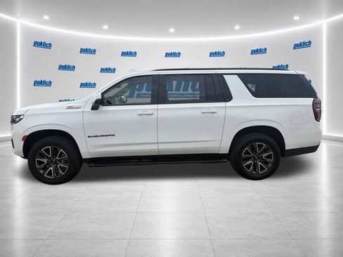 Certified 2023 Chevrolet Suburban Z71 w/ Luxury Package AWD/4WD image 7