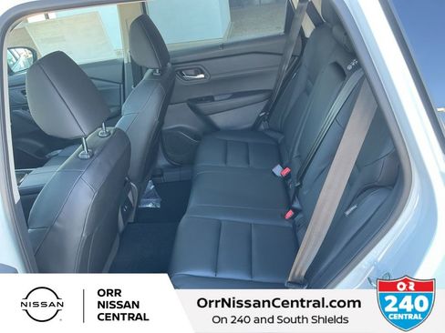 New 2026 Nissan Rogue SV w/ SV Premium Package FWD image 13