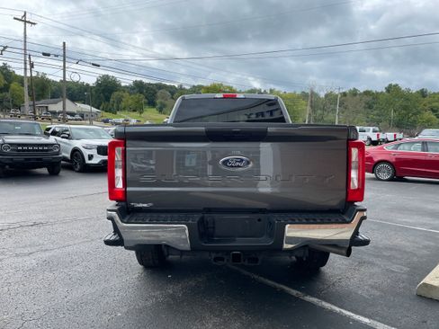 Used 2025 Ford F250 XLT w/ Camper Package AWD/4WD image 6