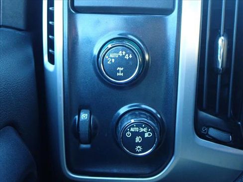 Used 2017 GMC Sierra 1500 SLE w/ SLE Value Package image 20