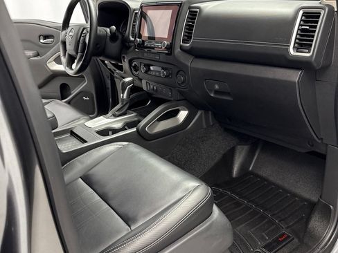 Used 2024 Nissan Frontier SL w/ Technology Package AWD/4WD image 34