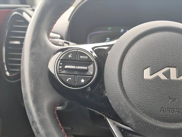Used 2023 Kia Soul GT-Line w/ GT-Line Technology Package FWD image 11