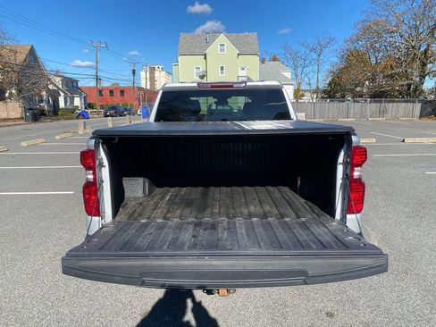 Used 2022 Chevrolet Silverado 1500 LT image 26