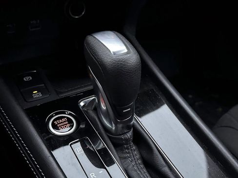 Certified 2022 Nissan Kicks SV image 30