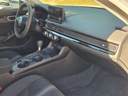 Certified 2023 Honda Civic LX image 29