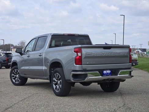 Used 2023 Chevrolet Silverado 1500 LT AWD/4WD image 11