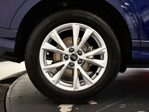 Used 2025 Audi Q3 2.0T Premium w/ Convenience Package image 16