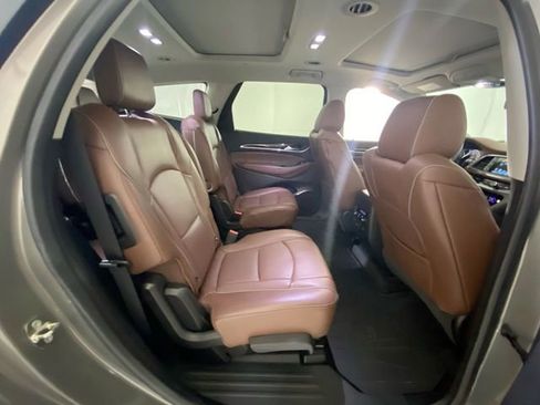 Used 2018 Buick Enclave Avenir w/ Avenir Technology Package image 32