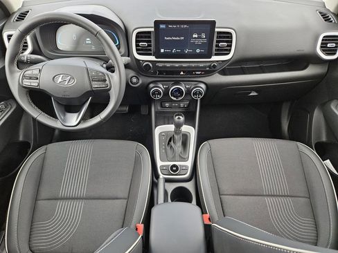 New 2026 Hyundai Venue SEL FWD image 25