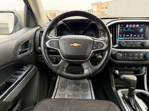 Used 2016 Chevrolet Colorado LT w/ LT Convenience Package image 15