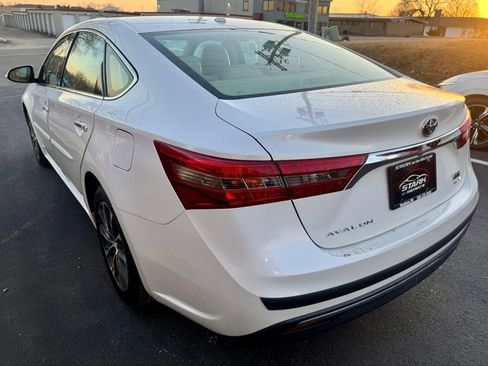 Used 2016 Toyota Avalon XLE Plus FWD image 5