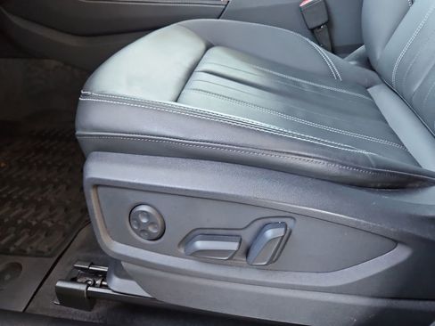 Used 2023 Audi Q5 2.0T Premium Plus w/ Premium Plus Package image 25