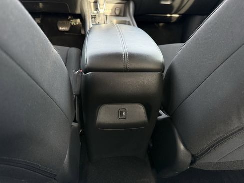 Used 2024 Nissan Sentra SV image 26