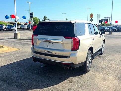 Used 2024 GMC Yukon Denali RWD image 9