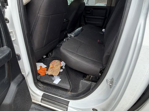 Used 2018 RAM 1500 Express w/ Express Value Package image 23