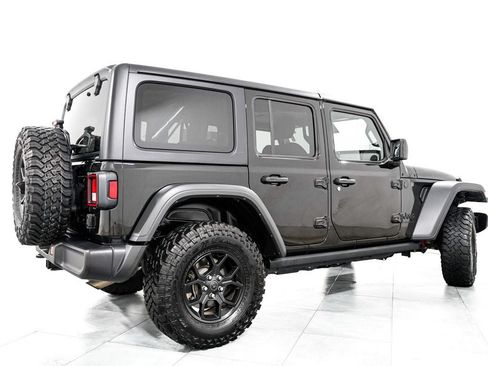 Used 2025 Jeep Wrangler Unlimited Sport AWD/4WD image 7