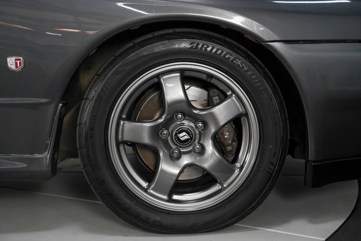 Used 1990 Nissan GT-R image 23