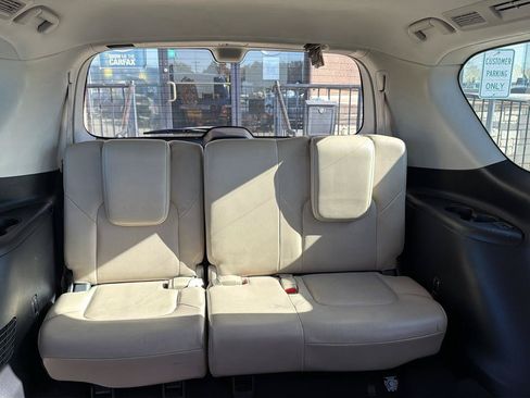 Used 2018 Nissan Armada Platinum RWD image 39