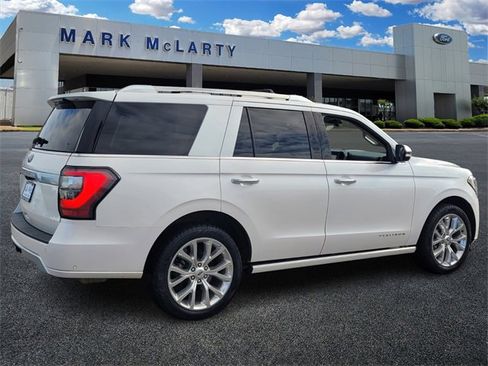 Certified 2019 Ford Expedition Platinum image 4