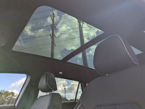 New 2026 Volkswagen Atlas Cross Sport SEL Premium R-Line image 22