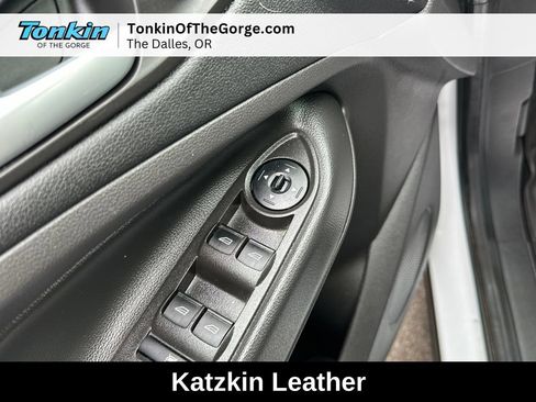 Used 2017 Ford Escape SE AWD/4WD image 13