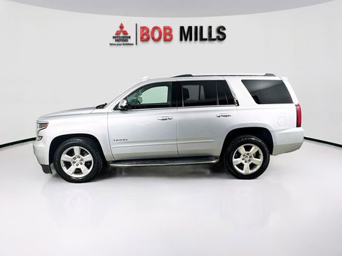 Used 2017 Chevrolet Tahoe Premier AWD/4WD image 4