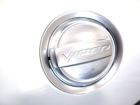Used 2015 Dodge Viper SRT-10 w/ Quick Order Package 22J GT RWD image 25