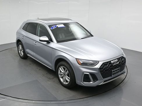 Used 2023 Audi Q5 2.0T Premium w/ Convenience Package image 40