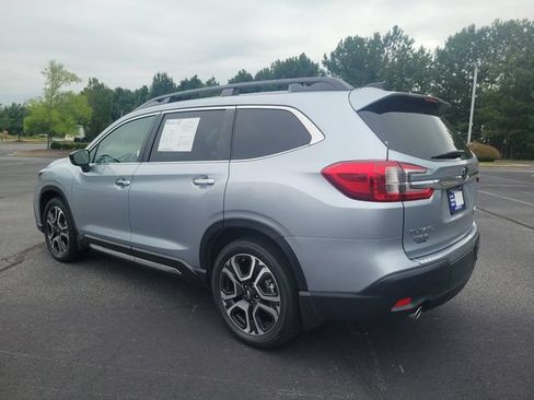 Used 2024 Subaru Ascent Touring w/ Popular Package #2 AWD/4WD image 6