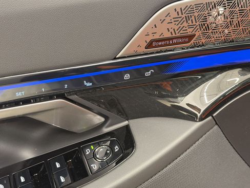 New 2027 BMW M5 w/ Executive Package AWD/4WD image 21