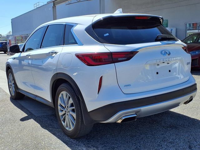 Used 2023 INFINITI QX50 Pure AWD/4WD image 3