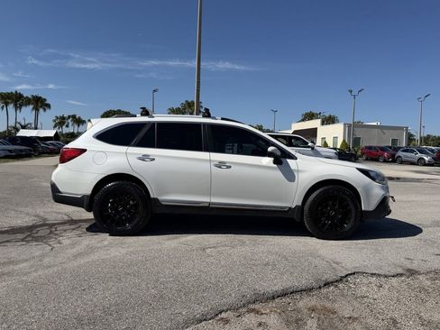 Used 2019 Subaru Outback 2.5i Touring w/ Popular Package #3A AWD/4WD image 4