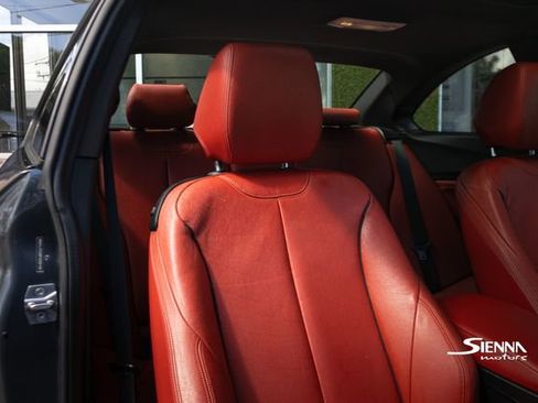 Used 2015 BMW M235i Coupe image 19