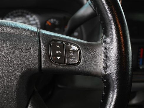 Used 2007 Chevrolet Silverado 2500 LT w/ Heavy-Duty Power Package image 12