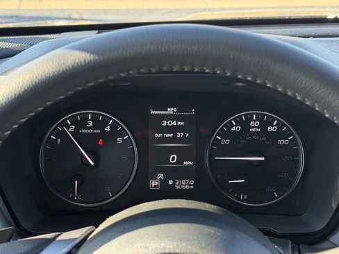 Used 2025 Subaru Outback Premium image 26