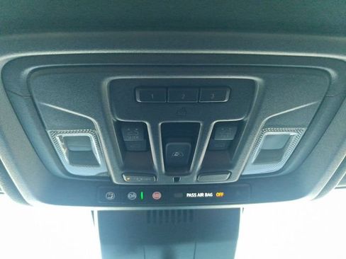 Used 2025 GMC Sierra 2500 Denali Ultimate AWD/4WD image 35