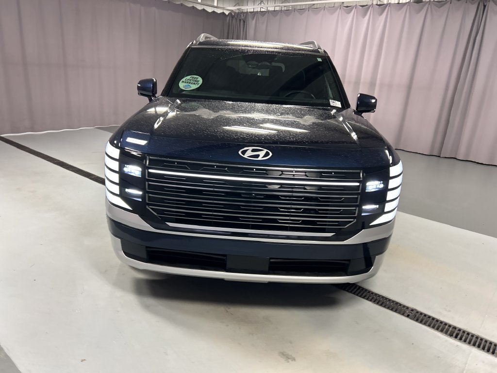 Used 2026 Hyundai Palisade Calligraphy AWD/4WD image 2