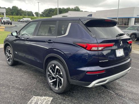 Used 2024 Mitsubishi Outlander SE AWD/4WD image 17
