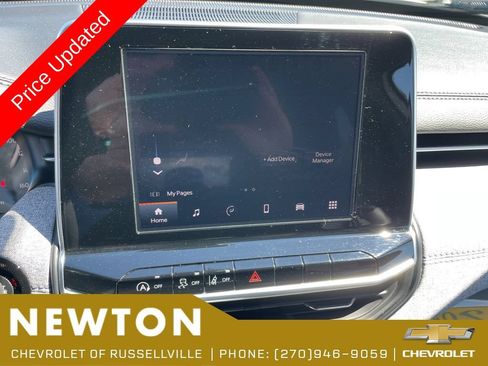 Used 2025 Jeep Compass Latitude AWD/4WD image 10
