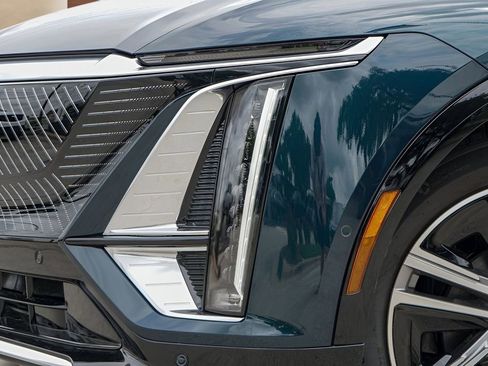 New 2026 Cadillac Lyriq Luxury w/ LPO, Floor Liner Package image 3