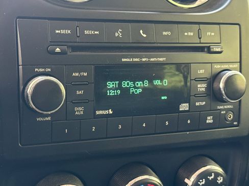 Used 2016 Jeep Patriot Sport FWD image 16