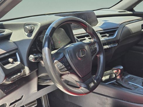 Used 2022 Lexus UX 200 F Sport w/ Accessory Package (Z2) FWD image 11