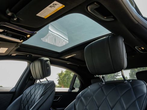 Used 2022 Mercedes-Benz S 580 4MATIC Sedan image 5