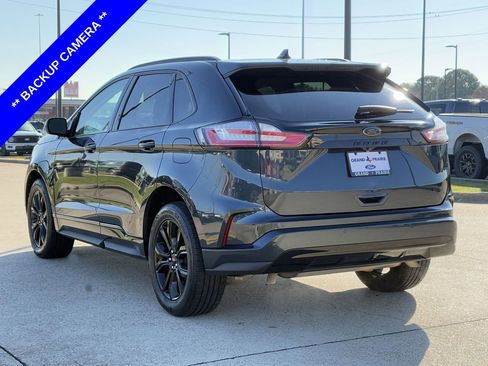 Certified 2023 Ford Edge SE w/ Black Appearance Package image 6