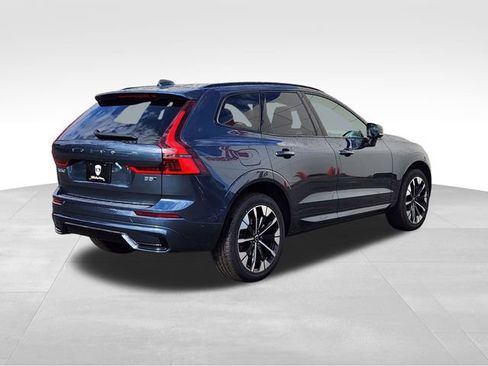Certified 2026 Volvo XC60 B5 Plus w/ Protection Package Premier AWD/4WD image 7